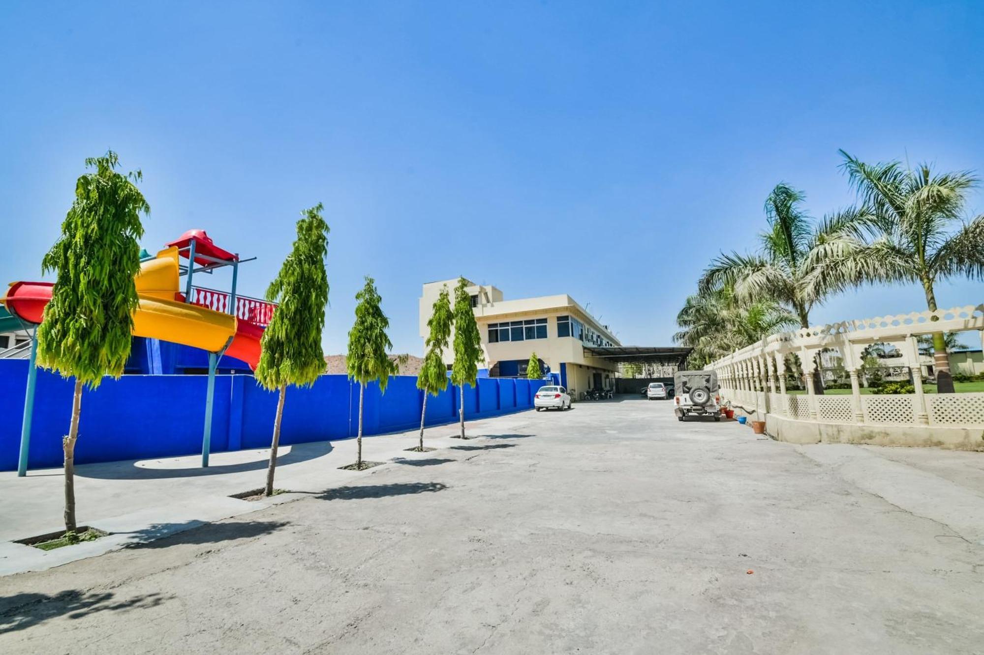 Hotel O Kalika Resort Lakāwās Eksteriør bilde